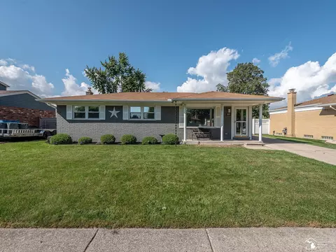 22432 Ryegate, Woodhaven, MI 48183
