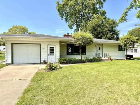 2353 David, Saginaw, MI 48603