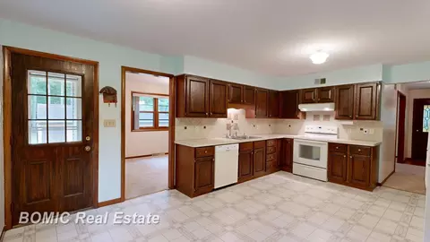 5782 Hasco, Vassar, MI 48768 photo 5
