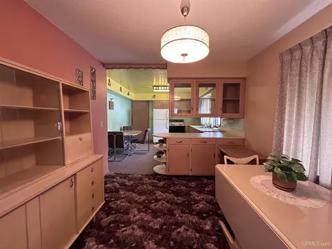 710 Ashlund, Wakefield, MI 49968 photo 8