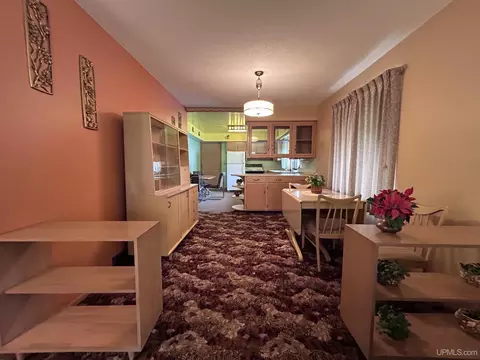 710 Ashlund, Wakefield, MI 49968 photo 15