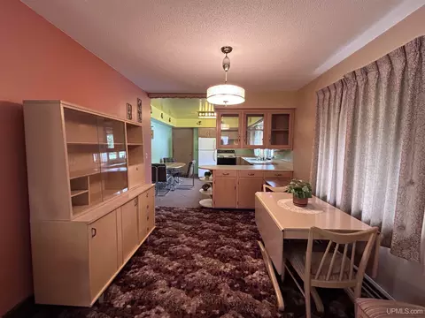 710 Ashlund, Wakefield, MI 49968 photo 9