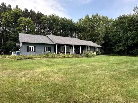 4296 Murphy Lk, Millington, MI 48746