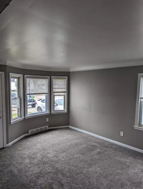 17520 Toepfer, Eastpointe, MI 48021 photo 2
