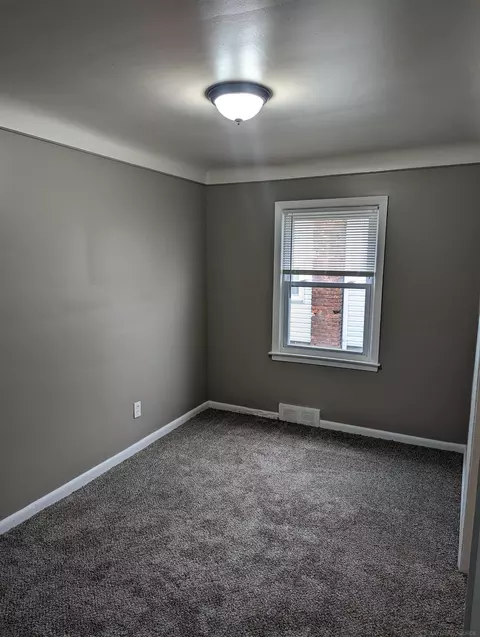17520 Toepfer, Eastpointe, MI 48021 photo 3