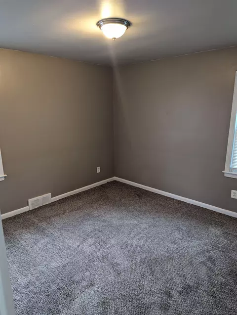 17520 Toepfer, Eastpointe, MI 48021 photo 5