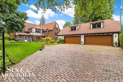 Exterior - 808 Berkshire, Grosse Pointe, MI 48230 photo 11 of 16