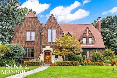 808 Berkshire, Grosse Pointe, MI 48230