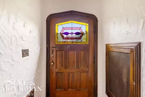 Entry Way - 808 Berkshire, Grosse Pointe, MI 48230 photo 1 of 6