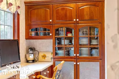 Kitchen - 808 Berkshire, Grosse Pointe, MI 48230 photo 5 of 5