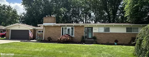 22120 Evergreen, Saint Clair Shores, MI 48082