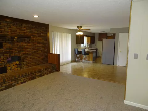8400 Clinton, Jackson, MI 49201 photo 9