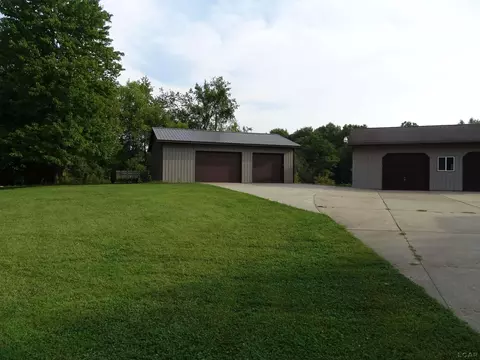 8400 Clinton, Jackson, MI 49201 photo 4