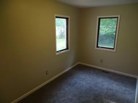 8400 Clinton, Jackson, MI 49201 photo 16
