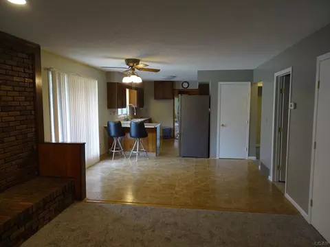 8400 Clinton, Jackson, MI 49201 photo 10