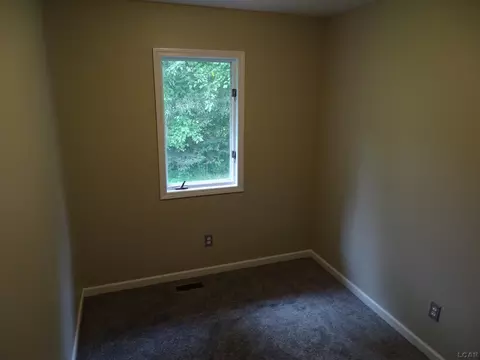 8400 Clinton, Jackson, MI 49201 photo 17