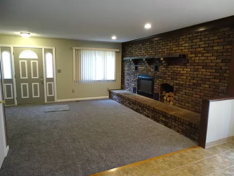 8400 Clinton, Jackson, MI 49201 photo 7