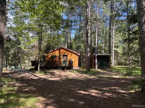 4141 State Hwy 10170, Florence, WI 54121