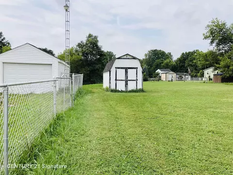 Exterior - 1540 Pound, Flint, MI 48532 photo 5 of 10
