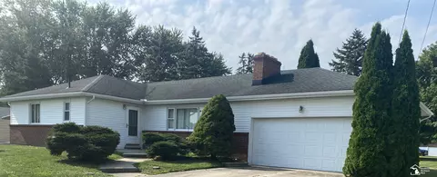 4085 S Otter Crk, La Salle, MI 48145