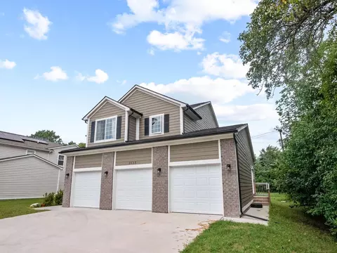2335 E Maple, Troy, MI 48083