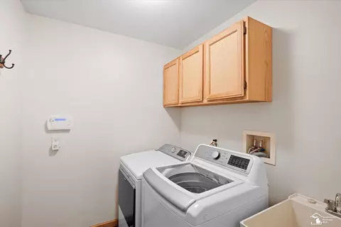607 Webber, Temperance, MI 48182 photo 24