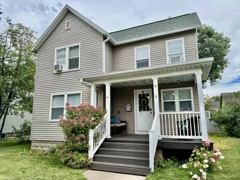 940 Baldwin, Negaunee, MI 49866