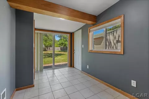 112 Bartlett, Clinton, MI 49236 photo 18