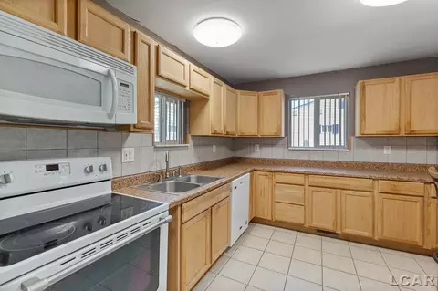 112 Bartlett, Clinton, MI 49236 photo 12