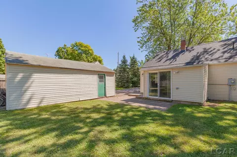112 Bartlett, Clinton, MI 49236 photo 33