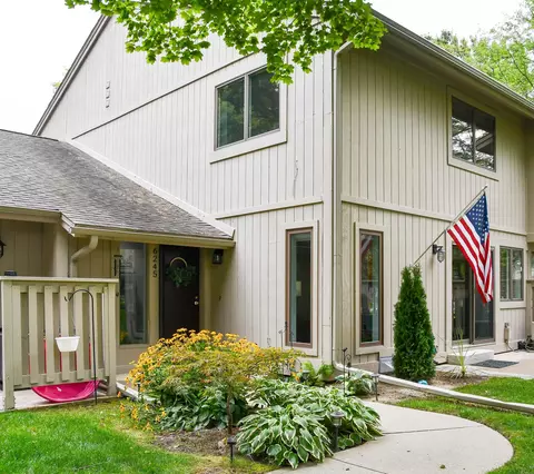 6245 Fairway Pnes, Bay City, MI 48706
