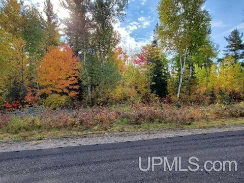 lot Apt 13 North Greenwood, Ishpeming, MI 49849