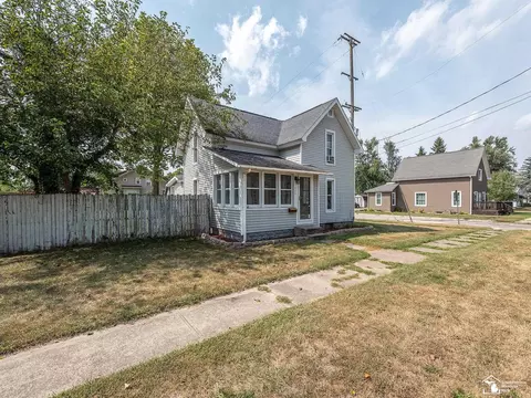 425 N East, Morenci, MI 49256