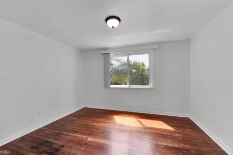 64040 Bates, New Haven, MI 48050 photo 19