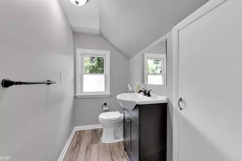 64040 Bates, New Haven, MI 48050 photo 25