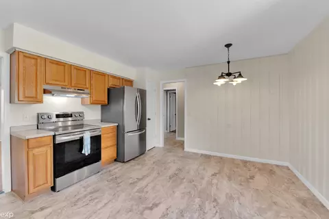 64040 Bates, New Haven, MI 48050 photo 11