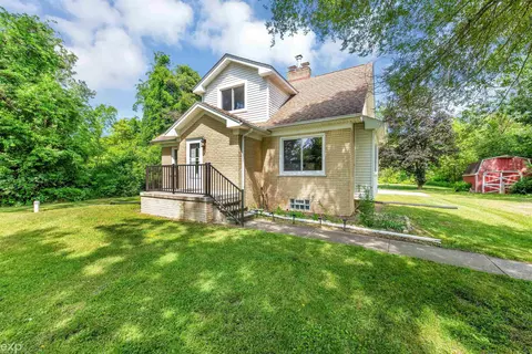 64040 Bates, New Haven, MI 48050