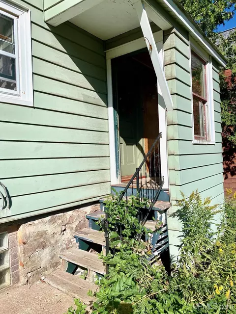 Exterior - 120 Bancroft, Ishpeming, MI 49849 photo 3 of 4