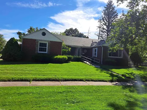 1403 Vermont, Marysville, MI 48040
