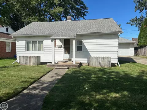 22313 Benjamin, Saint Clair Shores, MI 48081