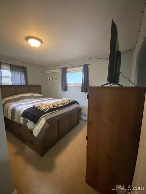 135 Seilo, Ishpeming, MI 49849 photo 4