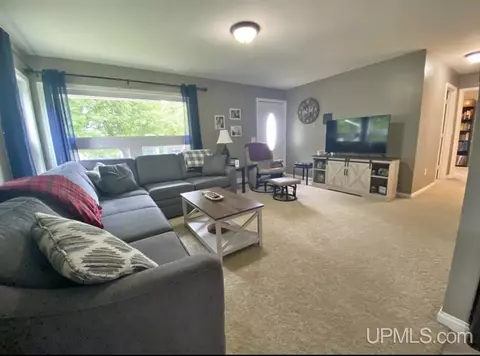 135 Seilo, Ishpeming, MI 49849 photo 6