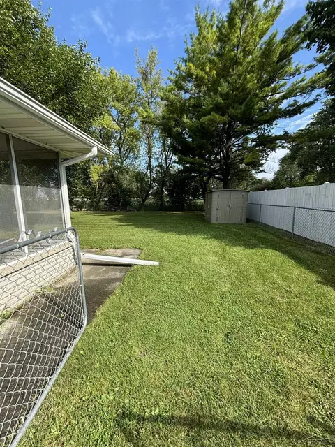Exterior - 14844 Boswell, Hemlock, MI 48626 photo 4 of 5