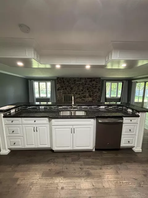 Kitchen - 14844 Boswell, Hemlock, MI 48626 photo 4 of 5