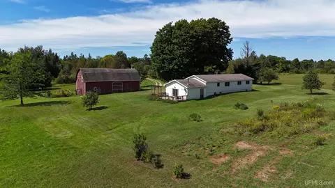 5764 N Ferguson, Chatham, MI 49816