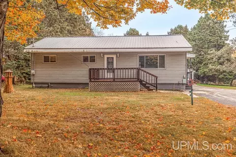 1628 N Fisette, Manistique, MI 49854
