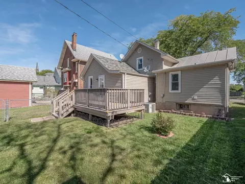Exterior - 432 E Third, Monroe, MI 48161 photo 4 of 6