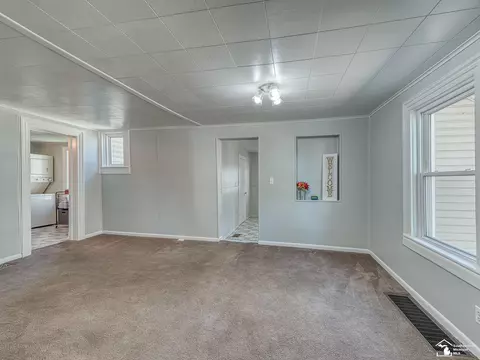 Living - 432 E Third, Monroe, MI 48161 photo 4 of 7