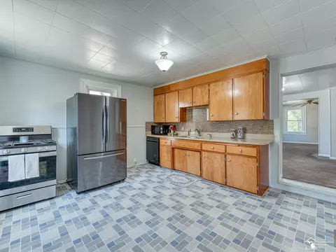 Kitchen - 432 E Third, Monroe, MI 48161 photo 1 of 3