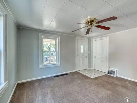 Living - 432 E Third, Monroe, MI 48161 photo 3 of 7